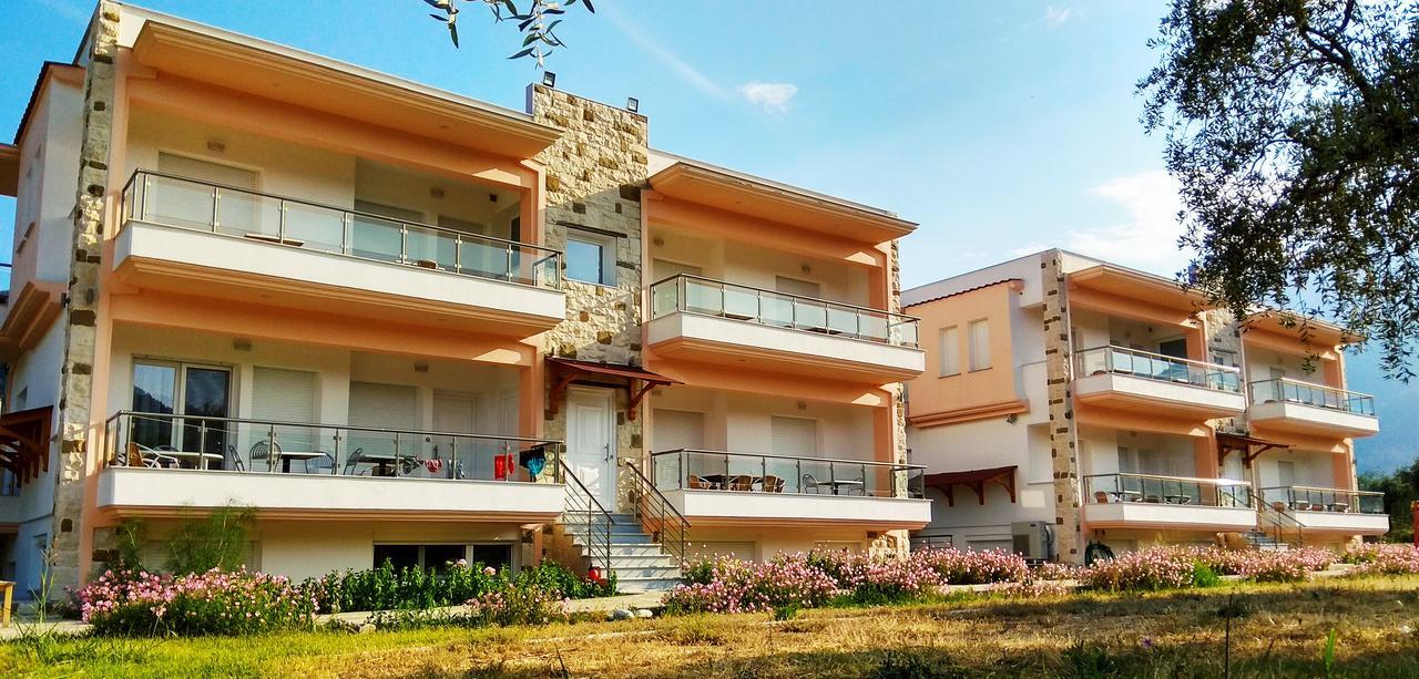 Porto Thassos Apartments & Studios Скала-Потамьяс Екстер'єр фото